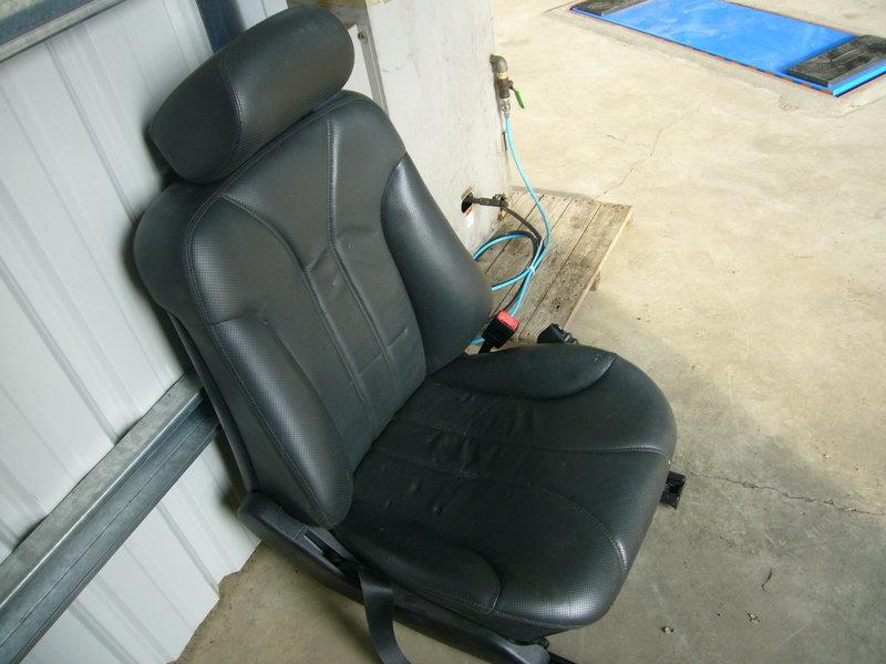 日本外匯 BENZ 賓士W210 E55 AMG 原廠 副駕駛 座椅 門板 車門 E200 E240 E280 E320 E430