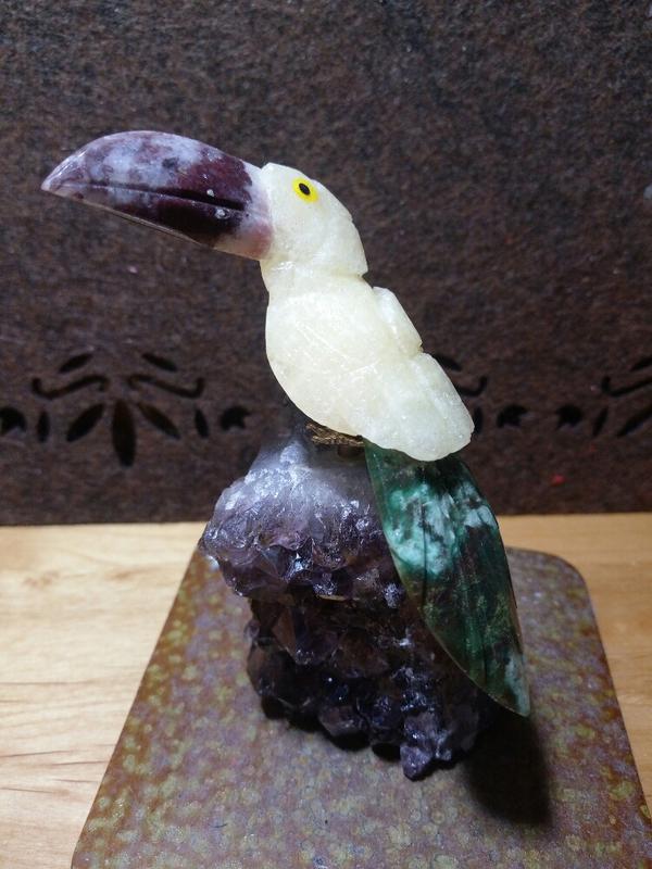 （仔仔的家）紫晶鎮/天然水晶鳥雕 （高9.5cm寬8cm）