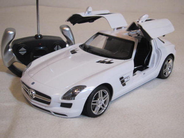 【KENTIM 玩具城】1:14(1/14)全新賓士Mercedes BENZ SLS AMG 授權RASTAR遙控車
