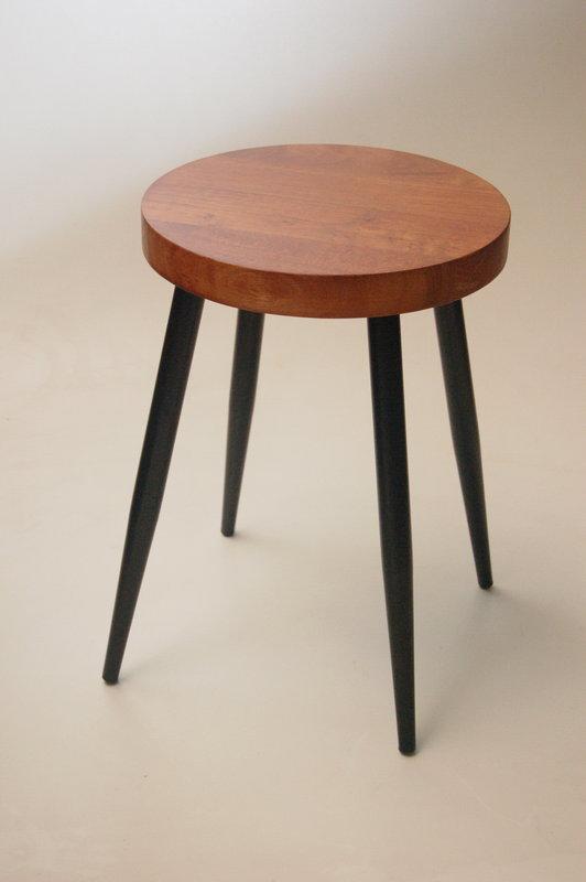 [台中餐桌椅製造] 實木款 板凳 圓凳[柚木色]