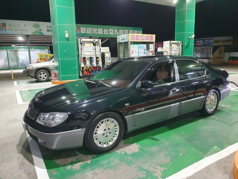 Nissan cefiro a34