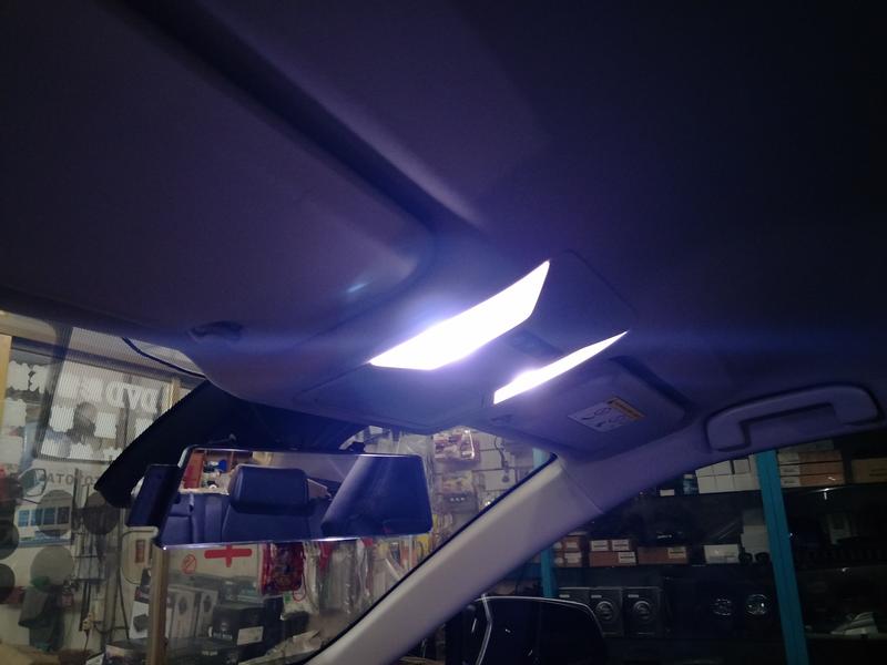 幸福車坊 5代 RAV4 台灣製造 車內 LED 燈泡 3件組 完工價