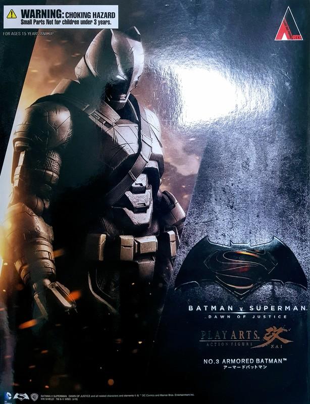 Play Arts KAI -《蝙蝠俠對超人：正義曙光》 重裝蝙蝠俠 ARMORED BATMAN