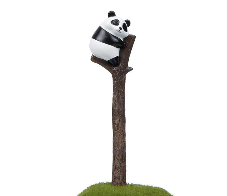 【微景小舖】微景觀 趴樹杈上熊貓 熊貓 動物 苔蘚生態瓶 花插 多肉植物 場景佈置 拍攝道具 療癒小物 DIY手作材料