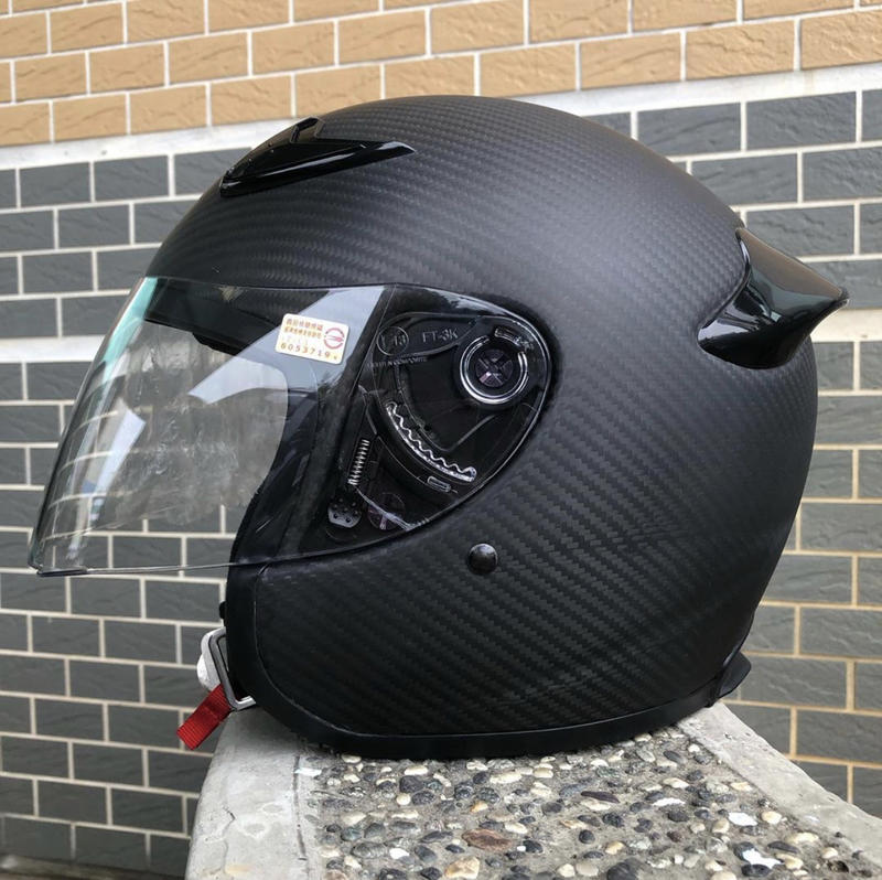 Y1S半罩式碳纖維安全帽-霧黑