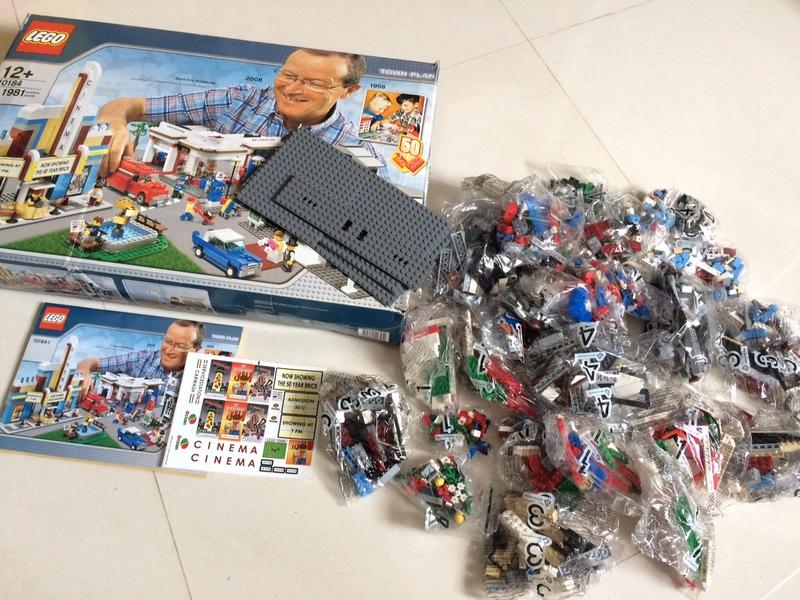 全新未拆可交換 LEGO 10184 城鎮中心 50週年 盒損
