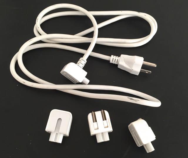 【古董蘋果電腦Apple Macintosh】Apple 電源轉接器延長線一條＋Apple 電源供應器轉接插頭三個