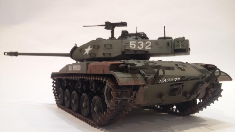 田宮1/35美軍M-41華克猛犬輕型坦克含車長及2名士兵二戰塗裝