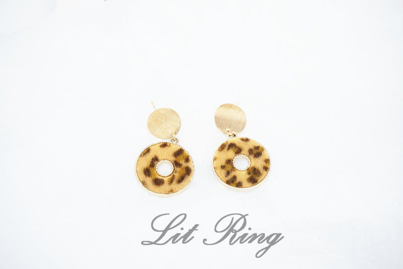 【Lit Ring】時髦豹紋甜甜圈耳環│鏤空 圓圈 圈圈 質感 髮絲紋 圓形 耳環