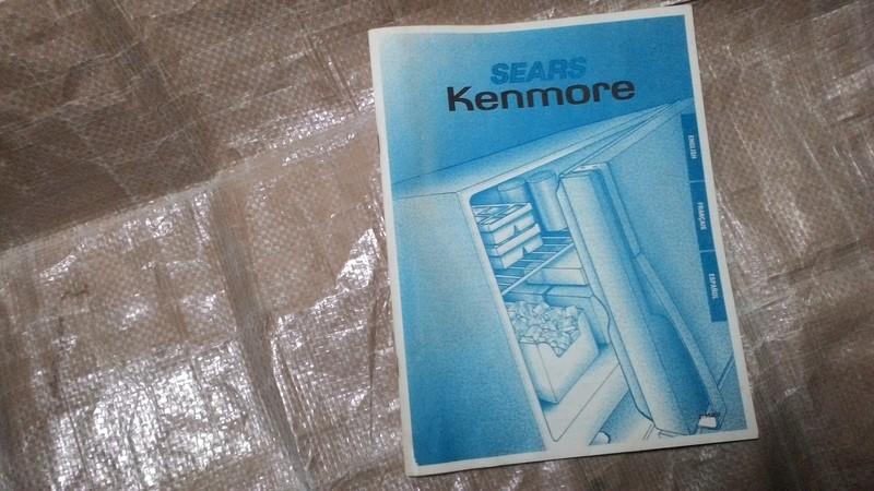 進口電冰箱使用手冊：Sears Kenmore 電冰箱使用手冊，英語、Francais、Espanol 三版，無中文版