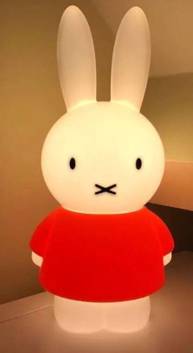 紅色米菲兔卡通造型燈