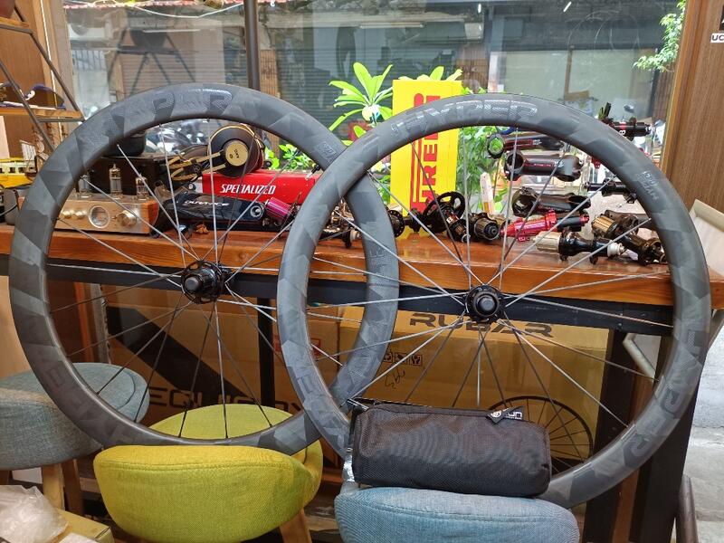 LUN HYPER 23 完組ホイール D-33 前後輪セット新品送料込み Lún