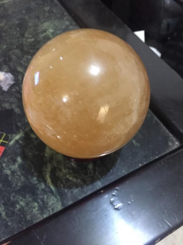 黃水晶球