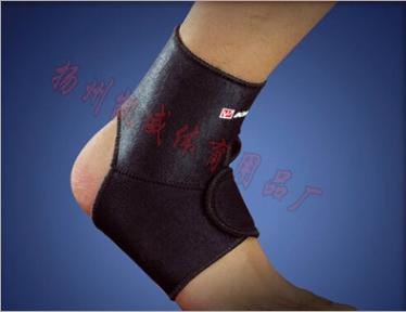 【KW0642】凱威 雙開可調節舒適運動護踝 保護腳踝運動護具 跑步運動 健身器材 徒步登山 籃球 排球 羽毛球 艾比讚