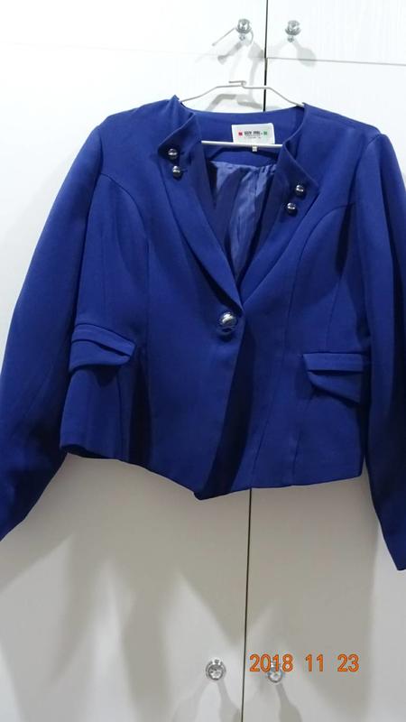 伊蕾服飾  歐薇  藍色短外套    2XL