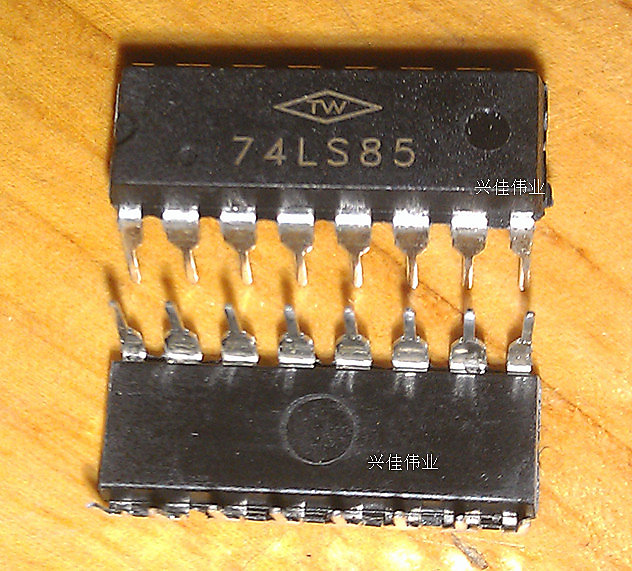 339351"C倉庫" TW 74LS85 相容SN74LS85N/HD74LS85P 邏輯-比較器 W81-19042