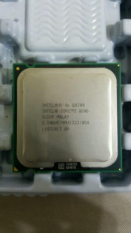 INTEL Core 2 Quad Q8300 2.5G/4M/1333