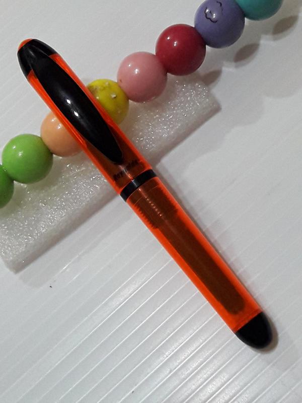 【全新】  REYNOLDS 鋼筆 橙色 未使用  短筆 附卡水