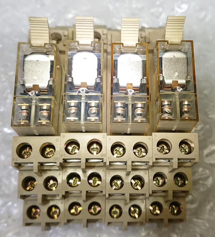 ◢ 簡便宜 ◣ 二手 日本 歐姆龍 OMRON 小型 繼電器 OMRON G2R-2-SND 24DC 5A/250V