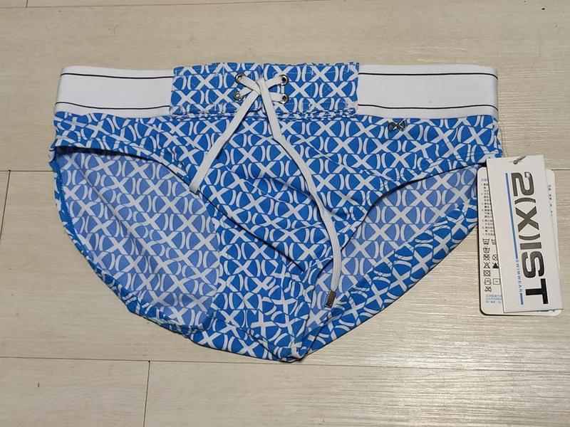 2xist rio 品牌 logo 三角泳褲 藍白MD號 腰圍約31-33吋