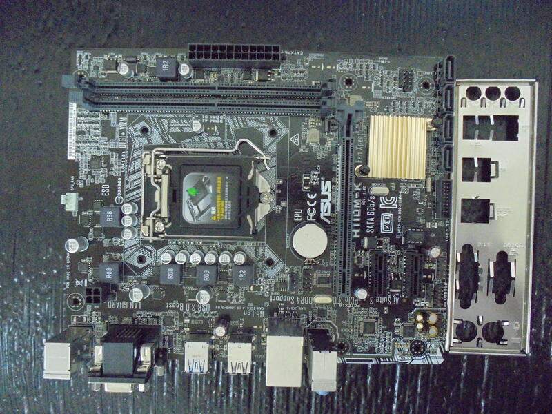 華碩 ASUS H110M-K (1151腳位 /DDR4/USB3.0)