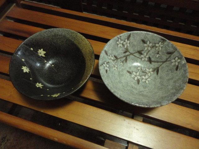日式燒陶碗 (立體紋) 共14個 ( 有些全新 有些用過幾次,用來吃冰)
