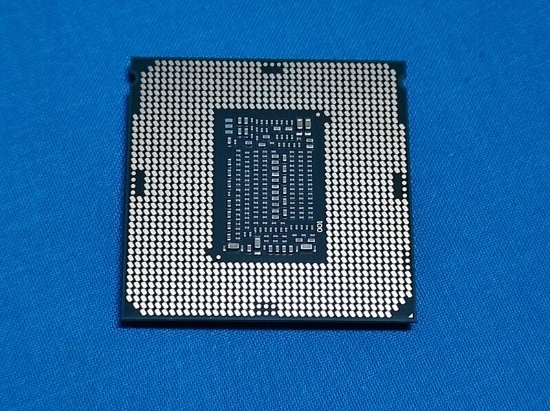 Intel Core i5-9400 2.9-4.1G/9M/有內顯/6C6T/1151腳位第9代CPU 良品