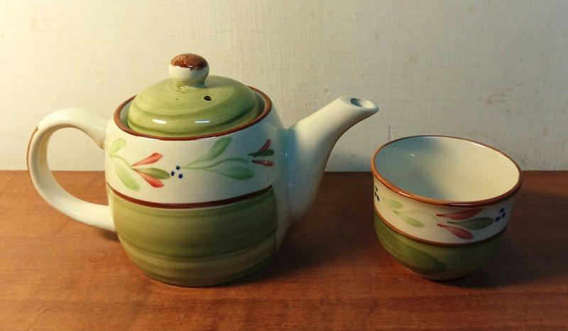 #和三五好友，喝茶談心，快意生活！中式泡茶組(茶壺+5茶杯)，全新