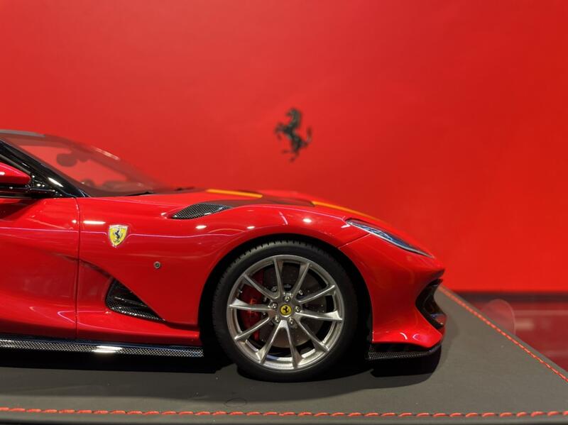 Miniature BBR 1/18 Ferrari 812 Competizione A, Résine Rouge, Modèle Neuf – P18209C