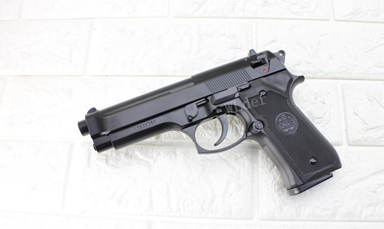 KWC 貝瑞塔 M92 空氣槍 ( KA13 生存遊戲BB槍BB彈M9手槍M9A1玩具槍M92F短槍模型槍