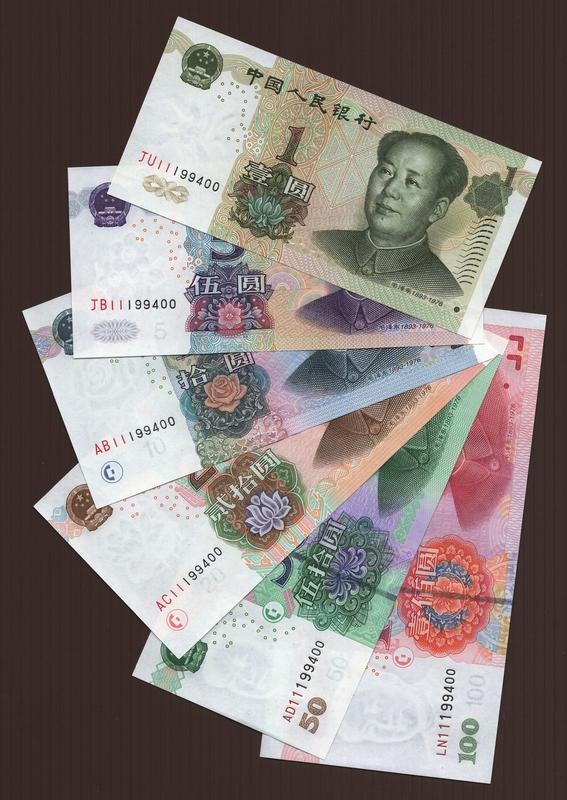 第五版 2005年1~100元鈔票6張 2冠碼8同號全新, 保真