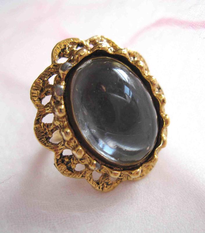 【戴大花】Vintage古董飾品- 60年代   變色水晶  心情  戒指#F91