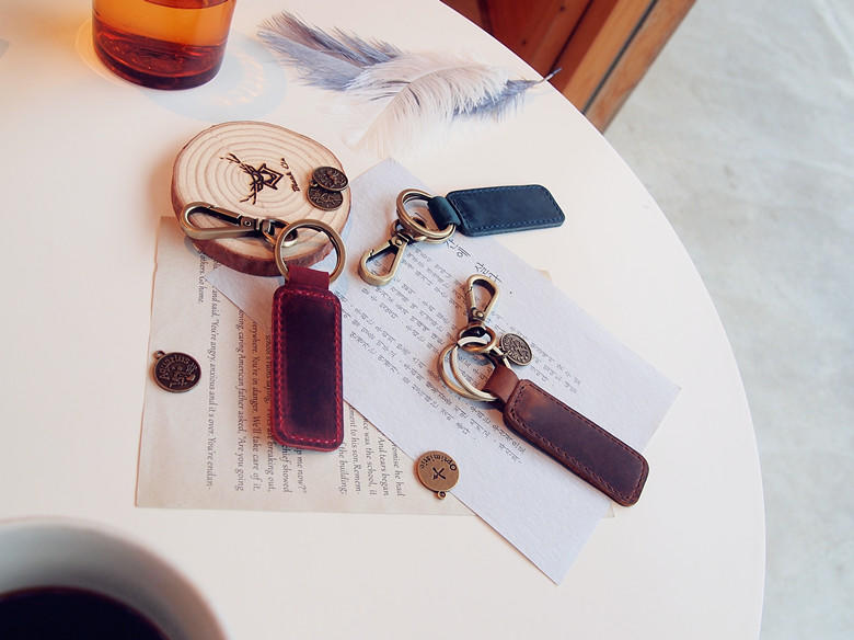 【Black Elk】個性 復古 牛皮鑰匙扣 客製化 壓字 皮革 禮物 鑰匙圈 吊飾 真皮 手工