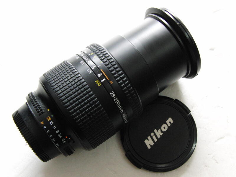 AB的店】美品NIKON AF NIKKOR 28-200mm F3.5-5.6D 全幅旅遊鏡有MICRO可