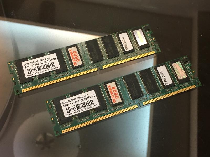 創見512M DDR400記憶體X2