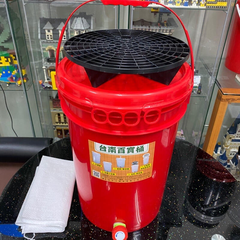 台南百寶桶 全台最高CP值的23L 法拉利紅 全新廚餘桶出售 顏色管理/堆肥
