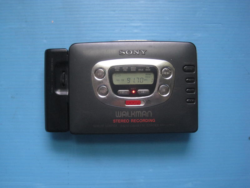 日製 SONY WALKMAN WM-GX612 卡式隨身聽 可過電.可電台 無卡帶功能馬達會轉 故障零件機
