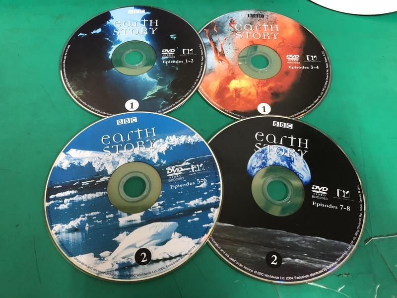 二手裸片DVD BBC紀錄片《地球形成的故事Earth Story 》4DVD <G40>