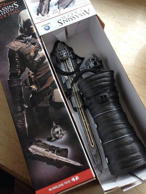 高品質 刺客教條4 愛德華 COSPLAY武器道具 黑旗 11 袖劍 最新版有盒裝