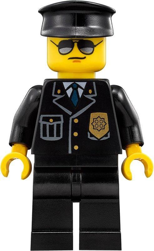 高雄前鎮 LEGO 70591 警察守衛