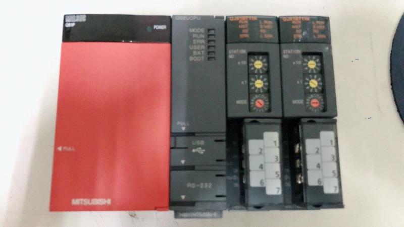 三菱 MITSUBISHI Q系列 PLC Q02UCPU/QJ61BT11N*2含Power電源 Base底板