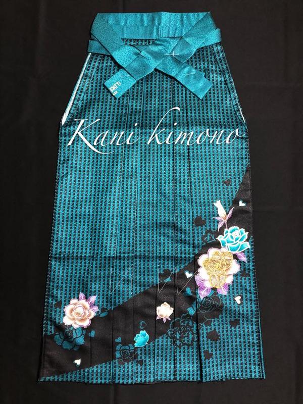 ＊Kani kimono和服出租＊卒業袴 單租袴700 全套含著裝3000