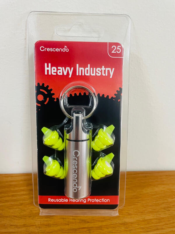 荷蘭製 Heavy Industry 工作濾音器: 可聽到周遭聲音(可查覺危險聲音,才能及時避開) 別再買泡棉耳塞了