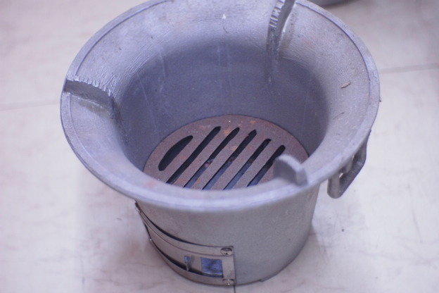 台灣製造  傳統鑄造烘爐 炭烤爐 鑄鋁烘爐 烤肉爐 取暖圍爐