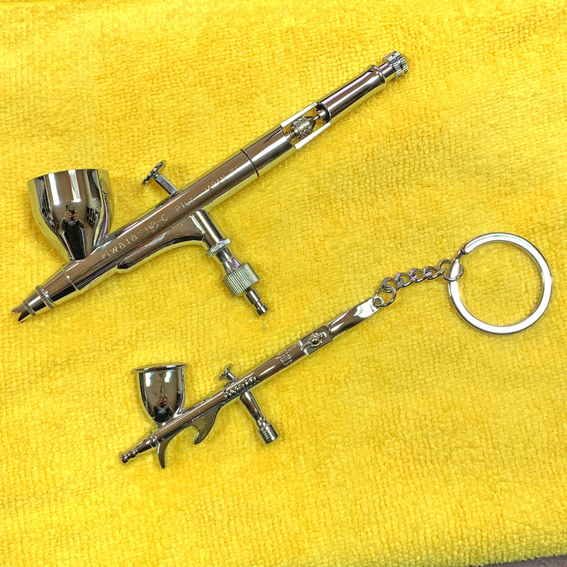日本 岩田 iwata噴筆造型 紀念鑰匙圈 (單一入)