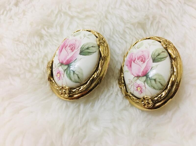 （免運）古董老件 彩繪玫瑰花陶瓷金色耳夾 夾式耳環