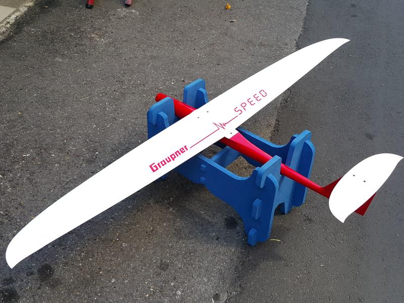 <搞啥飛機>藍旗航空 F5B 動力標準版(玻纖混碳纖)複材 競速滑翔機 B++品 翼展1.7米 空機版 含稅價