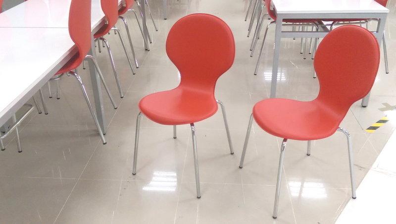 [台中餐桌椅製造]8字型曲木餐椅 PVC免保養硬質皮革 電鍍腳管 (餐椅洽談椅吧台椅電腦椅皆可客製)