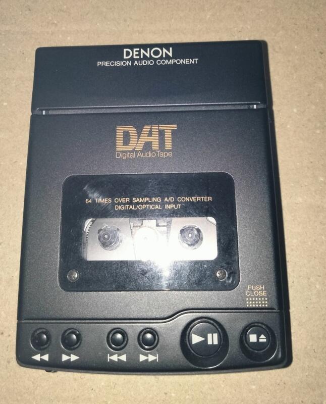 デノン DENON ポータブル DAT プレーヤー DTR-80P AP-20 【公式通販】