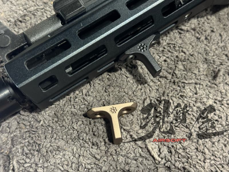 *現貨屋*ARISAKA風格 MLOK 阻手 前握把 手擋 M-LOK | 露天市集 | 全台最大的網路購物市集